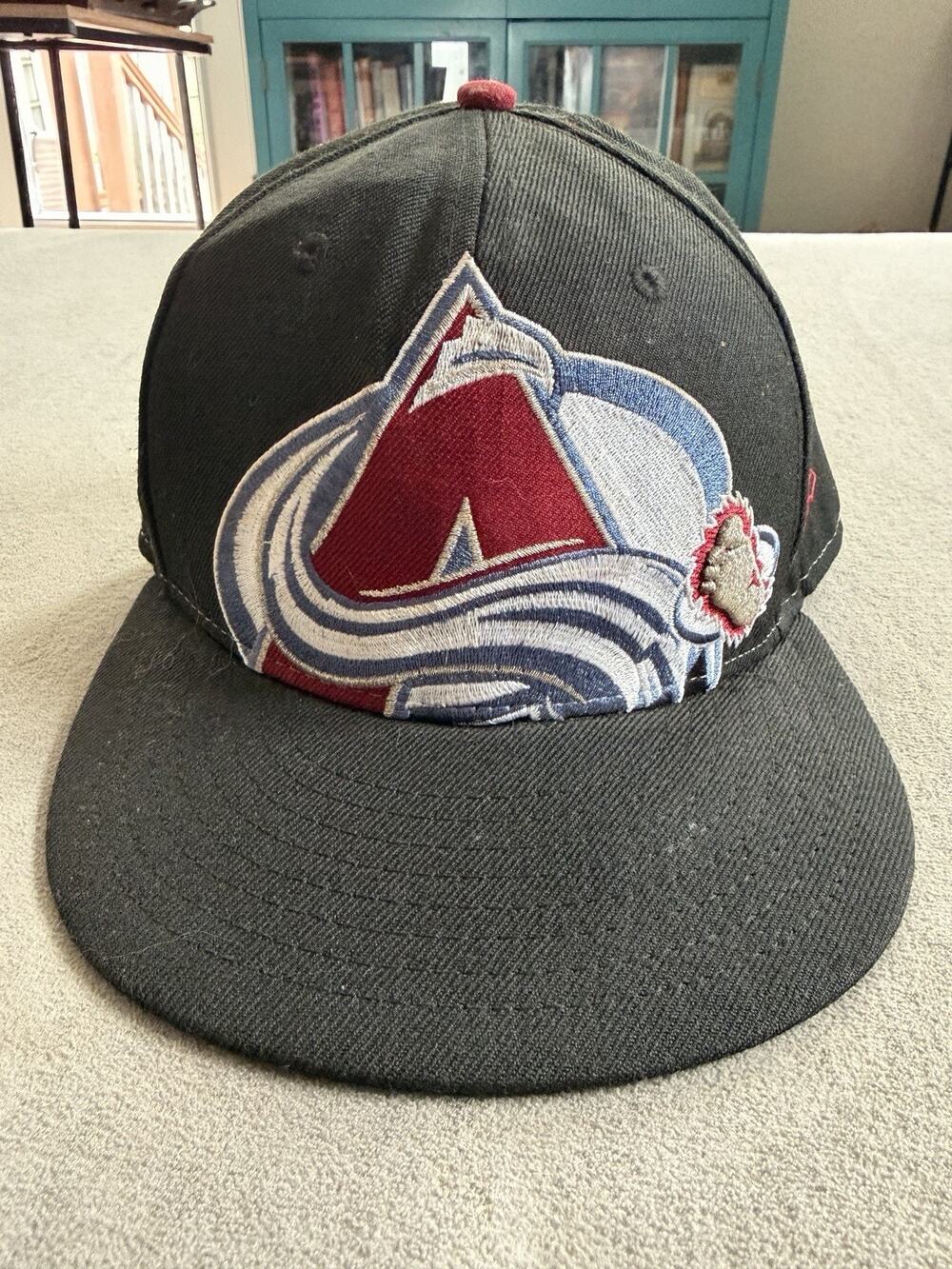 New Era 5950 Rare Big Foot Colorado Avalanche NHL Fitted Hat 7 1/8